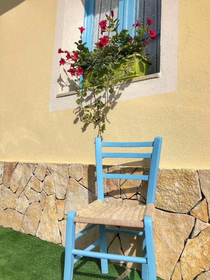 Bnb Le Janas Càbras Buitenkant foto