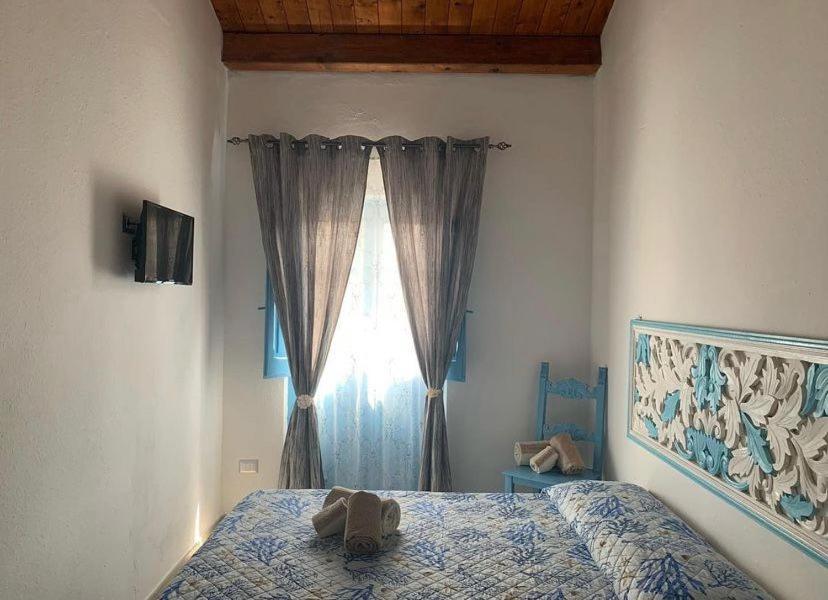 Bnb Le Janas Càbras Buitenkant foto